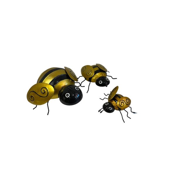 Bumble Bee Metal Table Art Bees 3 Sculpture Indoor Outdoor Decor 2", 3" and 4" - Picture 1 of 11